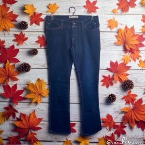EUC Levi’s Demi Curve Low Rise Bootcut Skinny Dark Blue Jeans Women’s Size 14